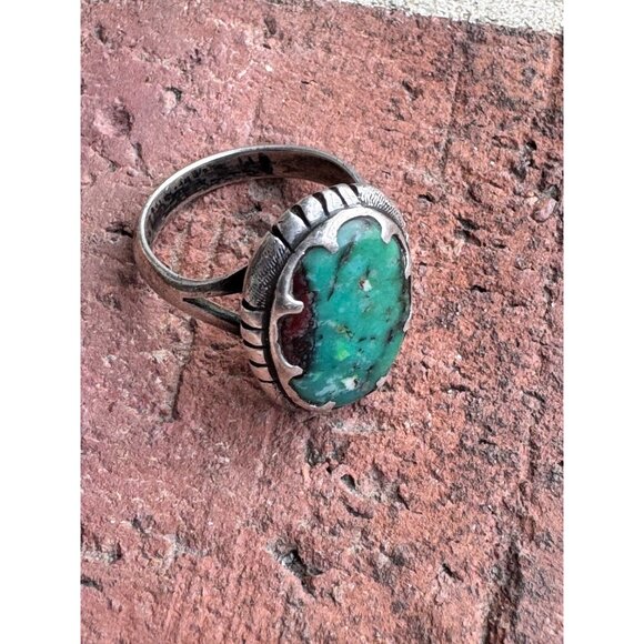Sterling Silver Ring With Green Oval Turquoise Stone Size 7 - Picture 2 of 13